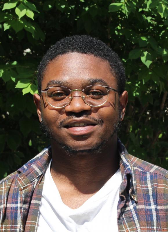 MSE Undergraduate student Derrick Sanders